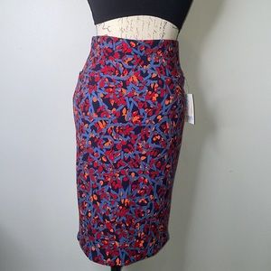 LuLaRoe Cassie *SUPER SOFT* NWT